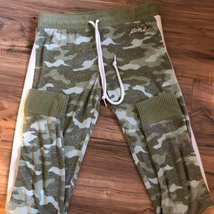 Pink camo pants NEW ADD